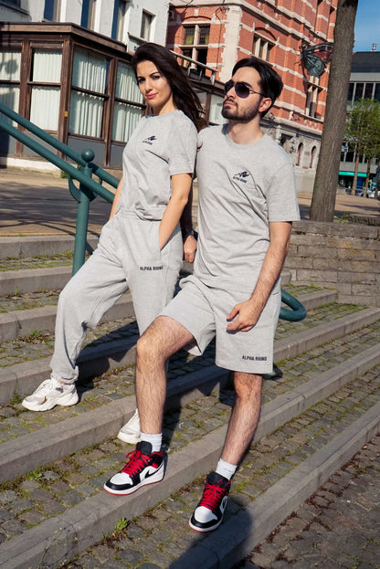 Heather Grey T-shirt met kenmerkende borduursels