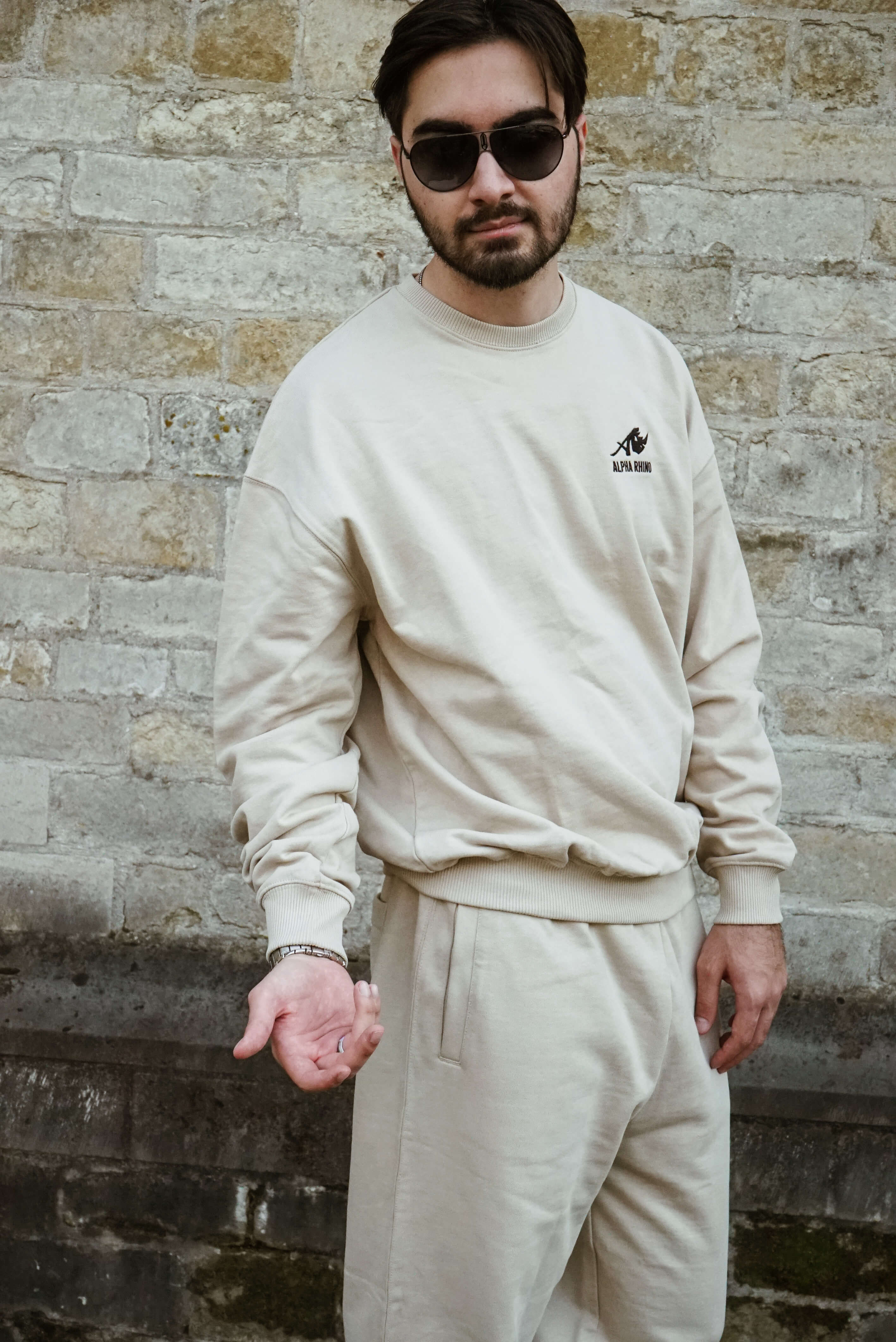 SIGNATURE GEBORDUURDE SWEATER 