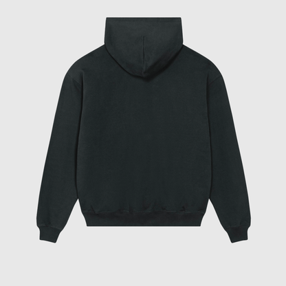 Oversized zwarte hoodie met kenmerkende borduursels